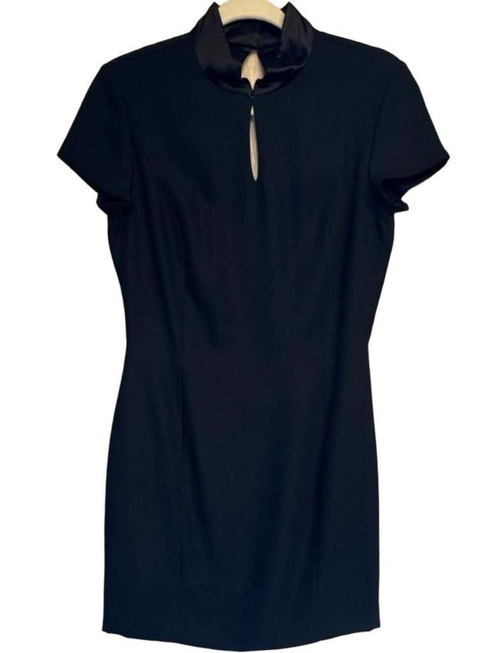 Black Keyhole 90’s Short Sleeve Mini Dress